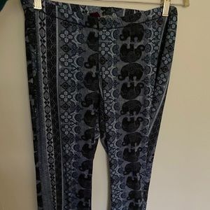 Stretch flare pattern pants